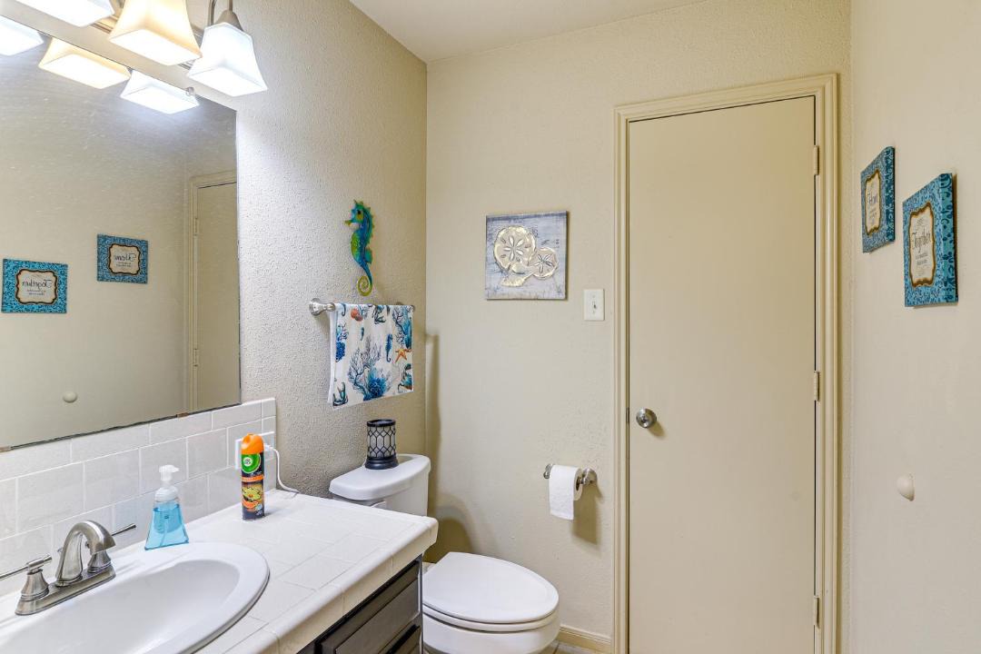 Photo of Bathroom in Dickinson