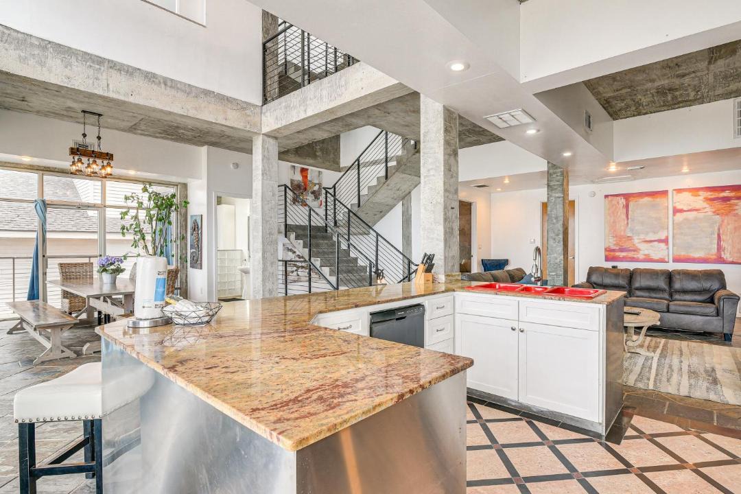 Photo of Kitchen in Bermuda Beach