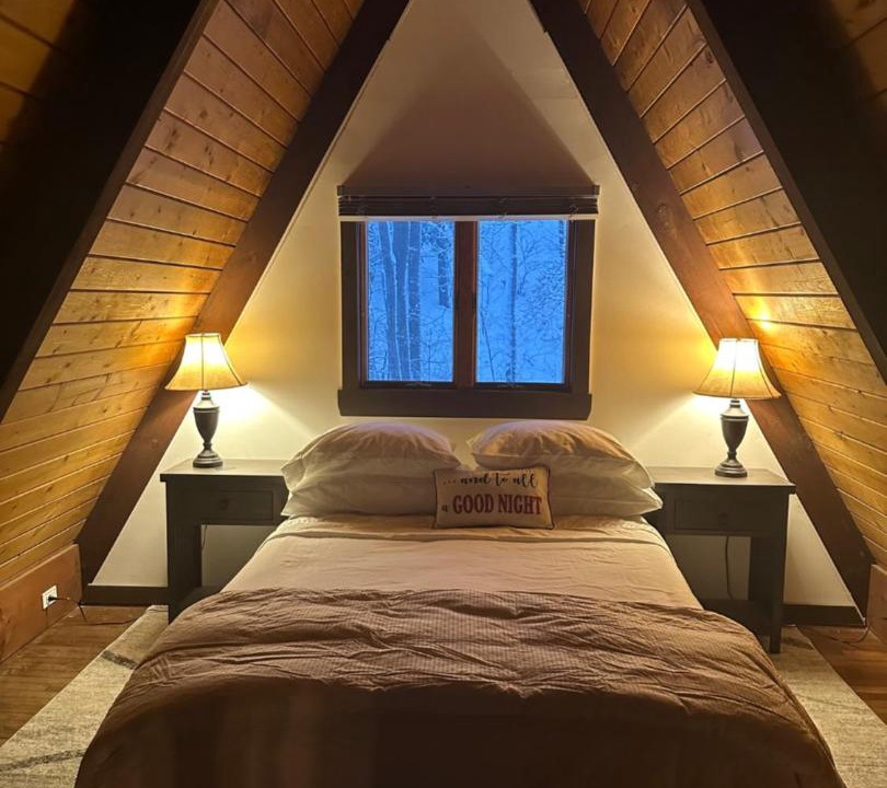 Photo of Bedroom in Lanesville