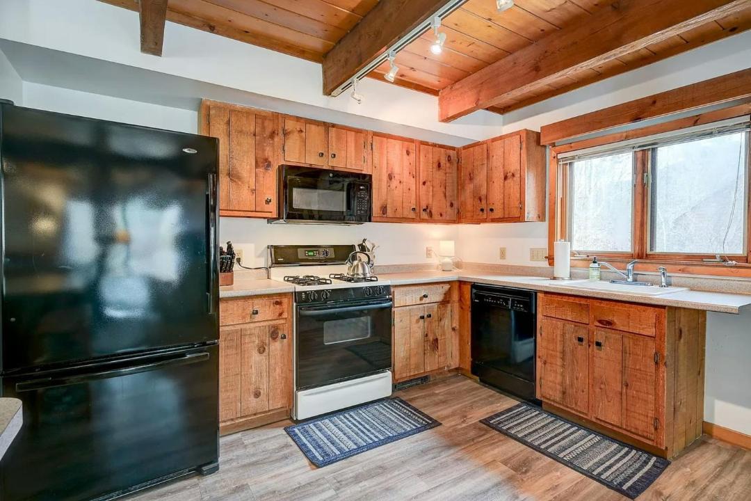 Photo of Kitchen in Intervale
