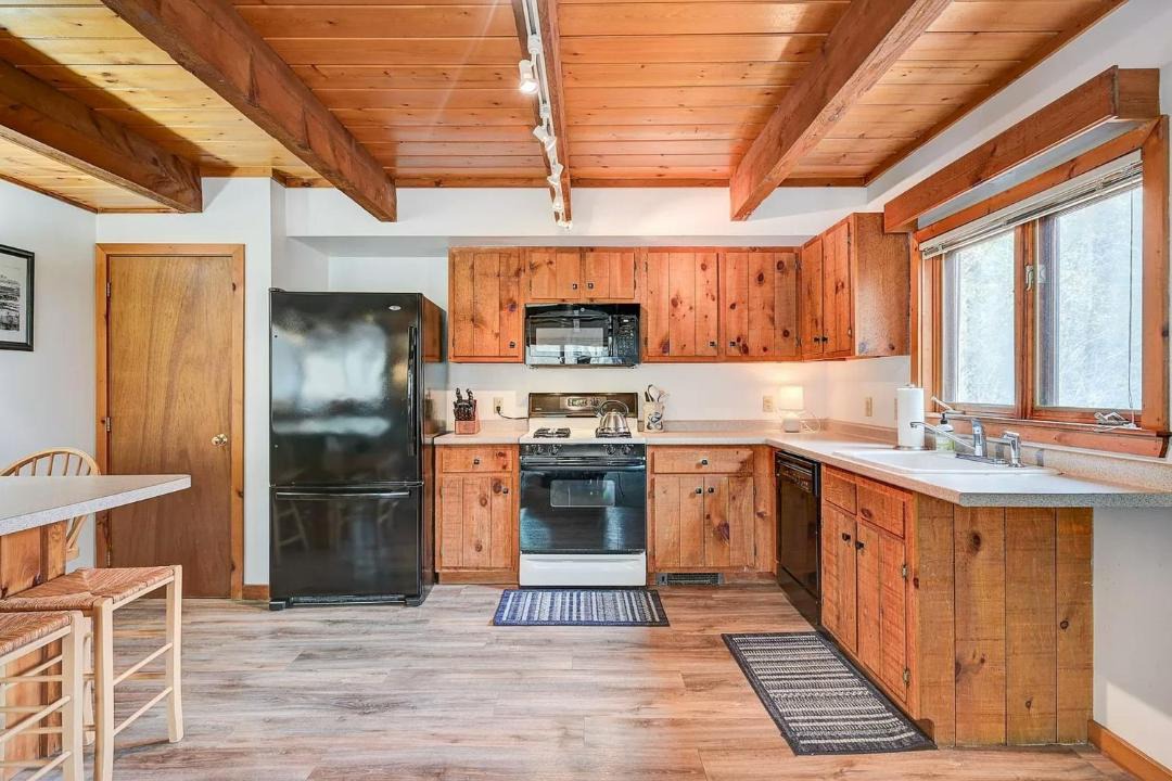 Photo of Kitchen in Intervale
