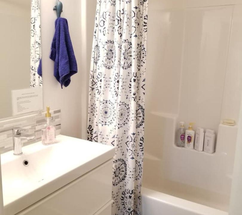 Photo of Bathroom in Point Roberts