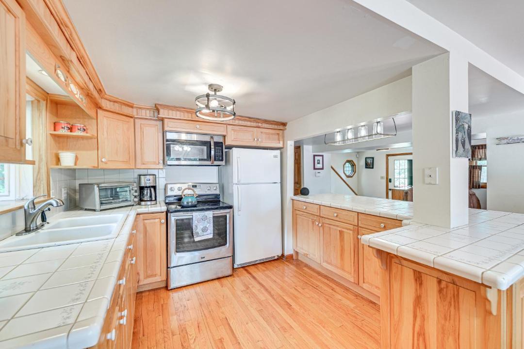 Photo of Kitchen in Edinburg
