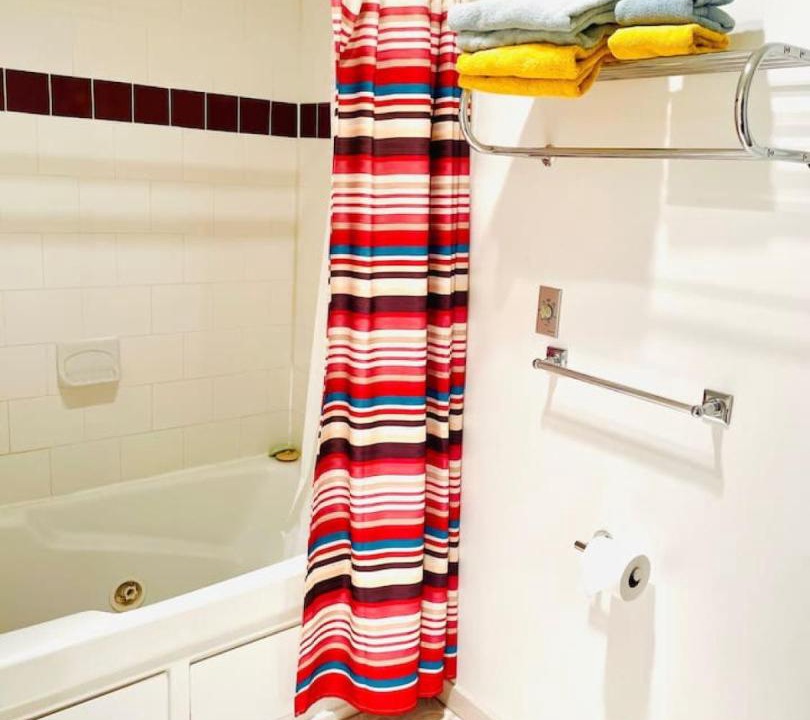 Photo of Bathroom in Highmount