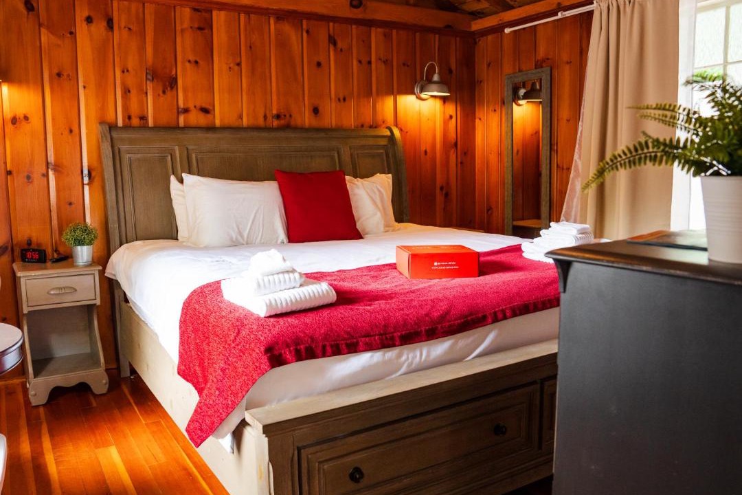 Photo of Bedroom in Wolfeboro