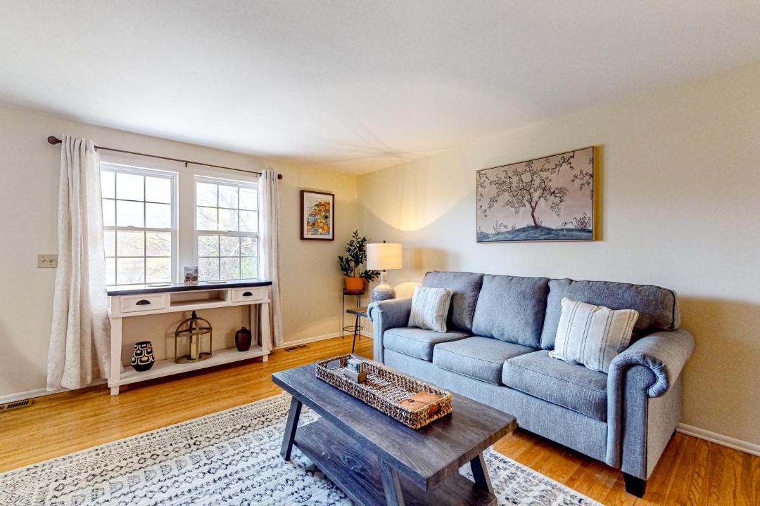 Photo of Livingroom in Canandaigua