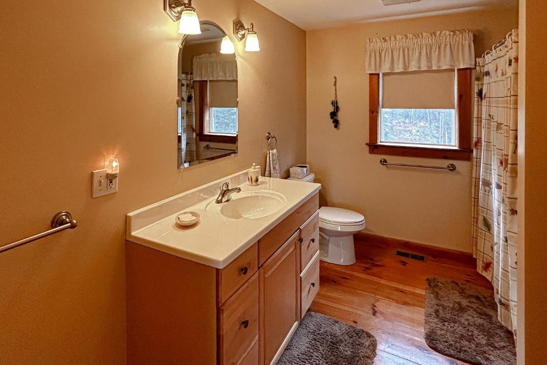 Photo of Bathroom in Jefferson