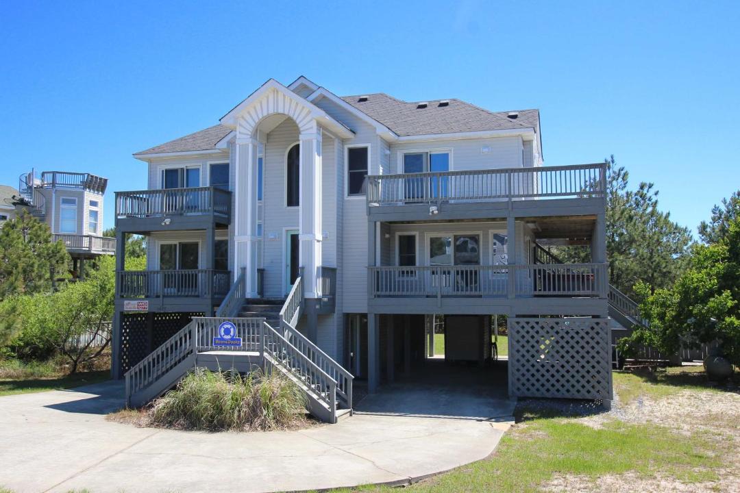 Photo of Buildings in Whalehead Beach
