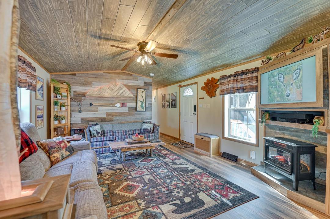 Photo of Livingroom in Northville