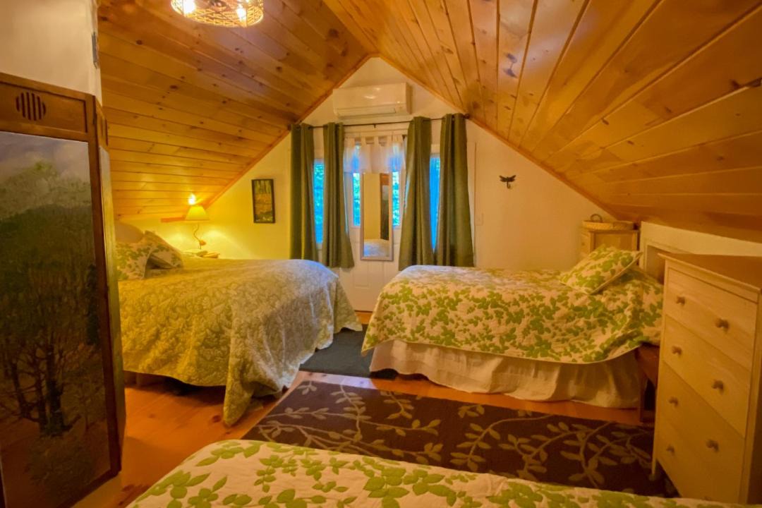 Photo of Bedroom in Warren