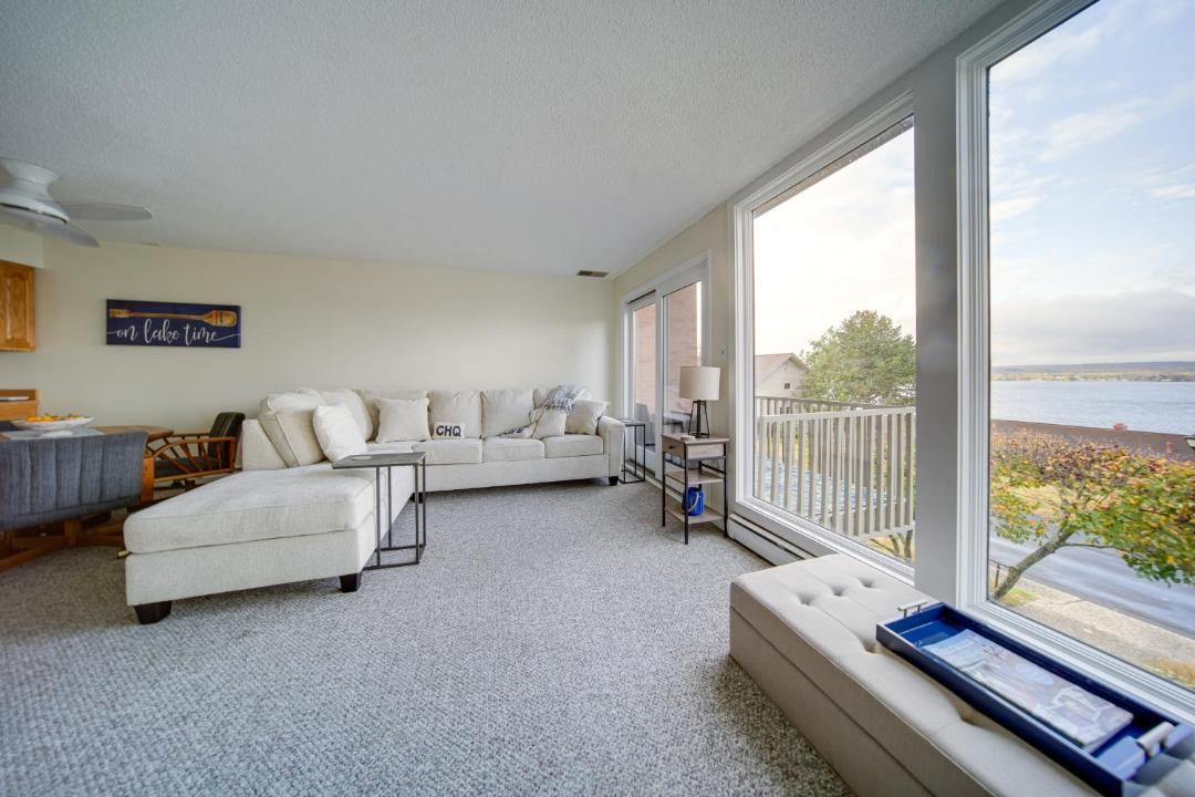 Photo of Livingroom in Dewittville