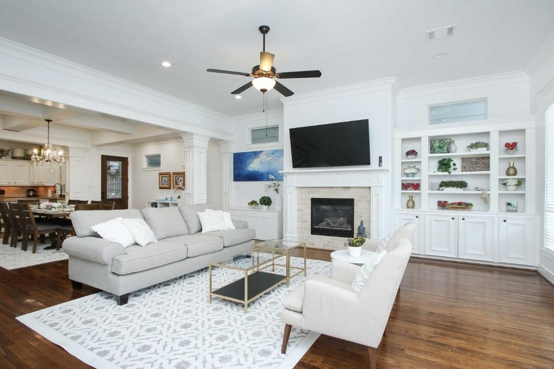 Photo of Livingroom in Shady Acres