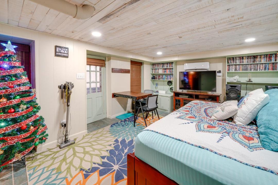 Photo of Livingroom in Beckley