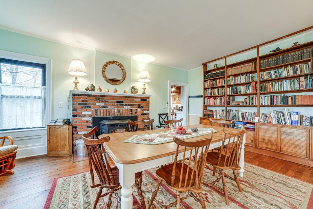 Photo of Livingroom in Fly Creek