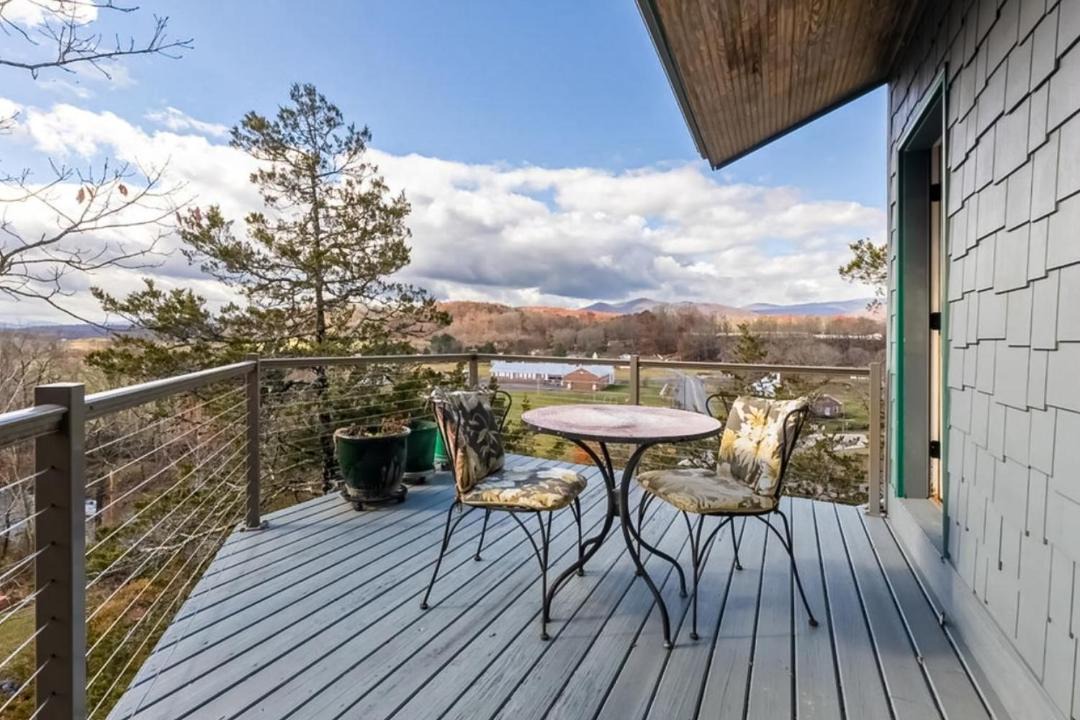 Photo of Patio Balcony in McDowell
