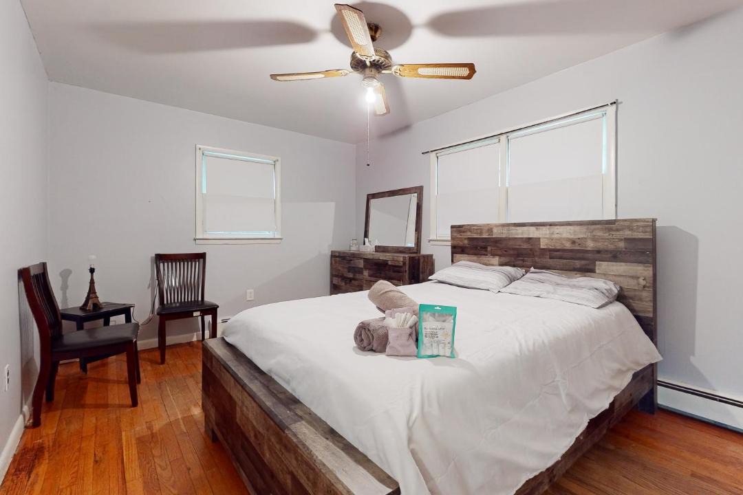 Photo of Bedroom in White Lake