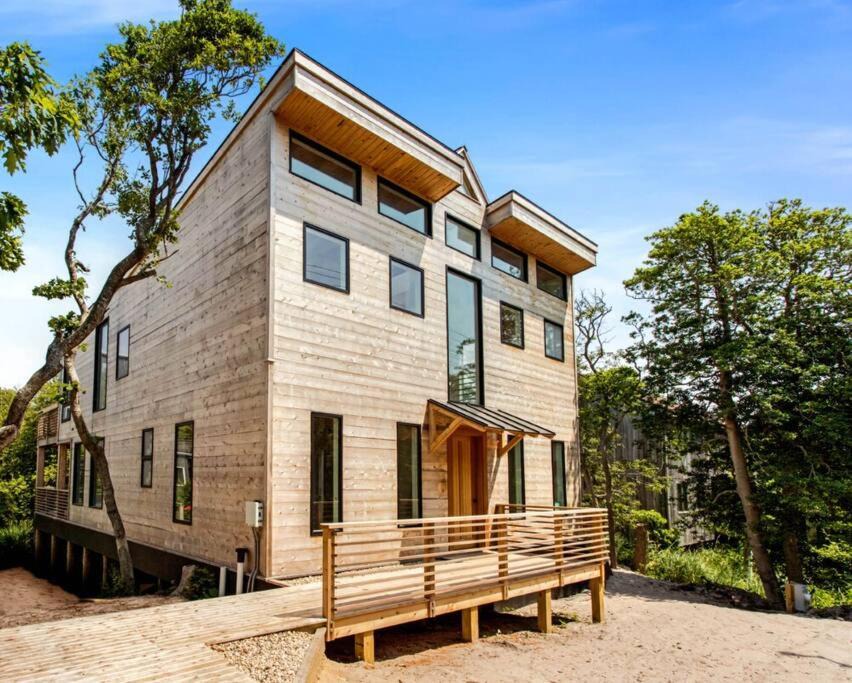 Photo of Others in Fire Island Pines