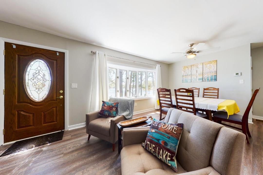 Photo of Livingroom in The Bays