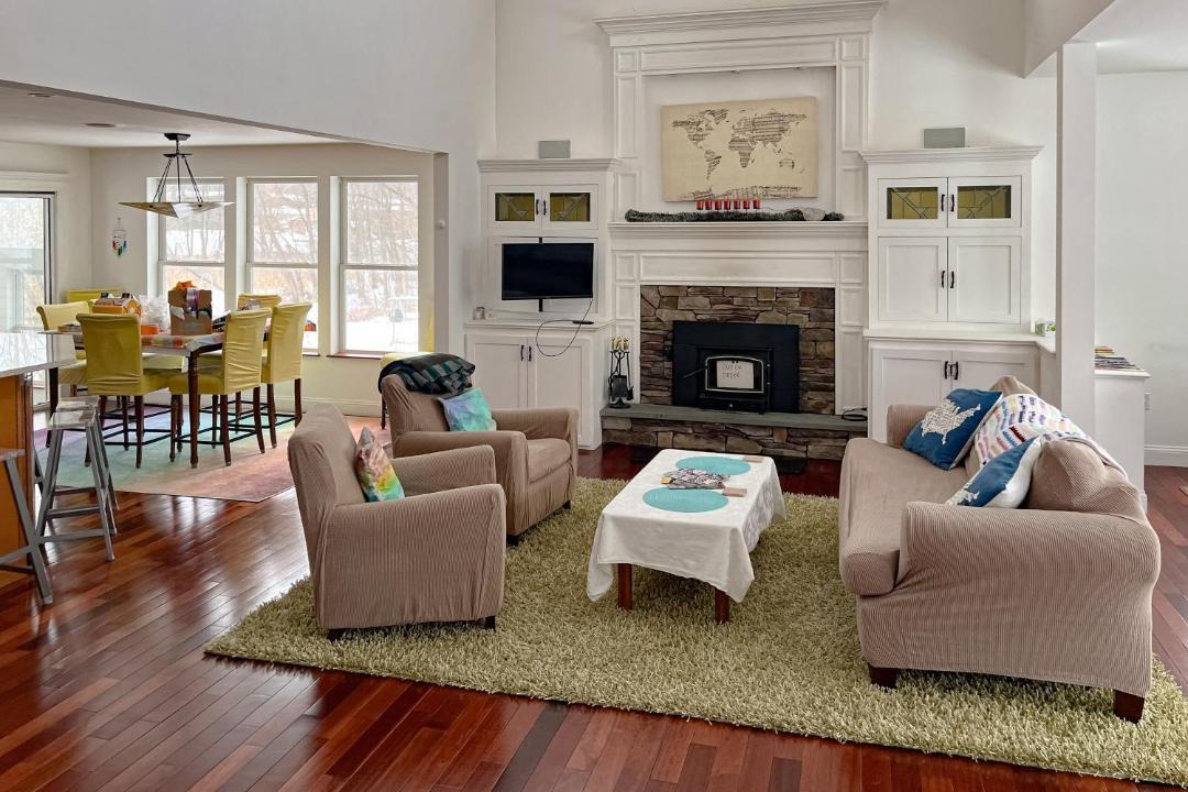 Photo of Livingroom in Malletts Bay