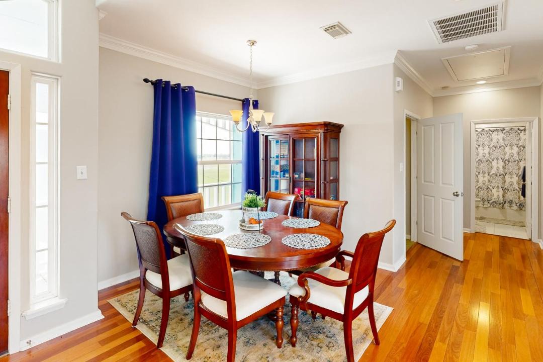 Photo of Livingroom in Texas Gulf Coast Region