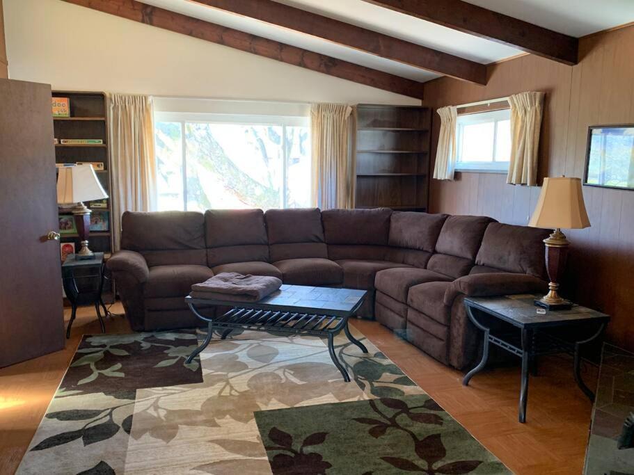 Photo of Livingroom in Scott Depot