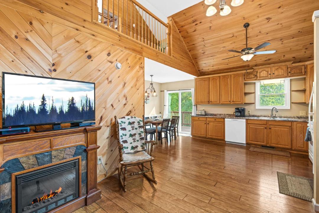 Photo of Livingroom in Luray