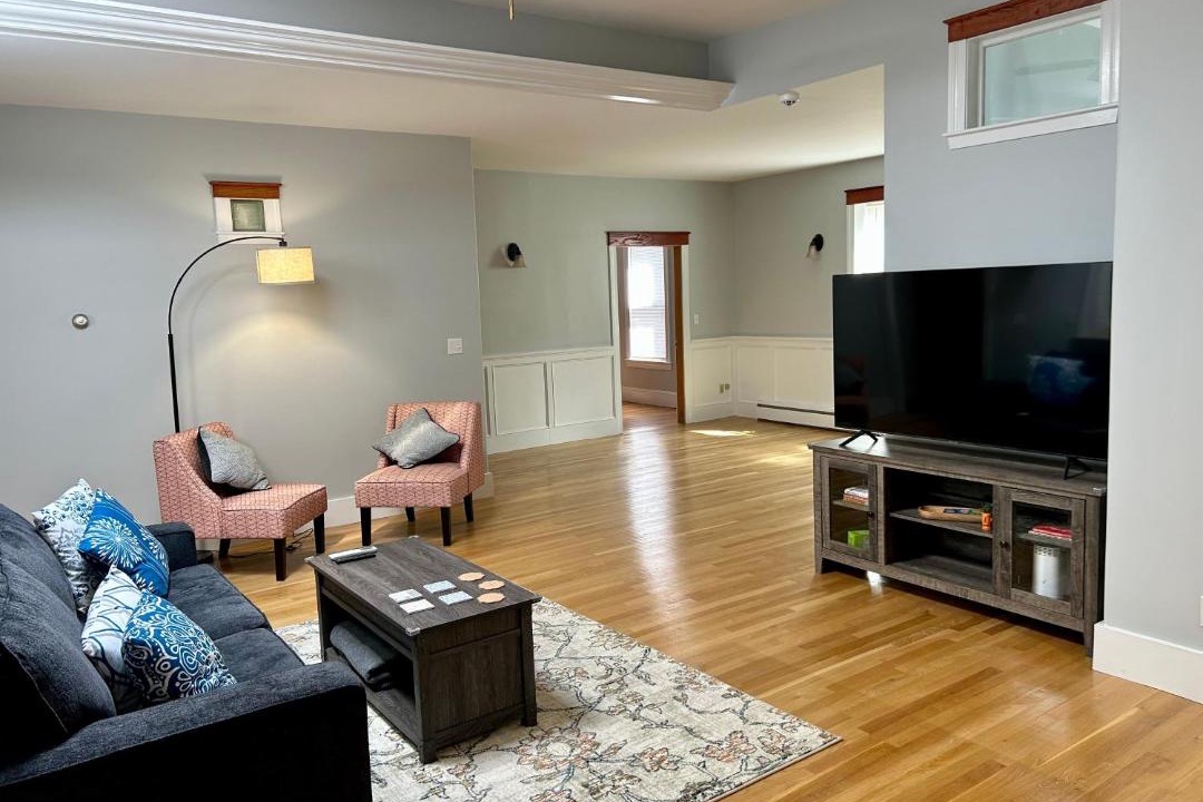 Photo of Livingroom in South Medford