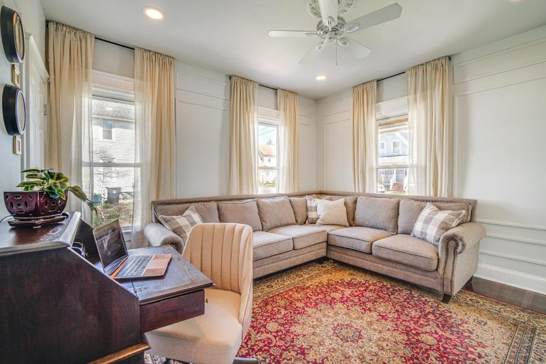 Photo of Livingroom in Mays Landing