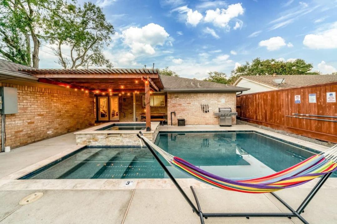 Photo of Outdoor in Willow Meadows/Willowbend Area