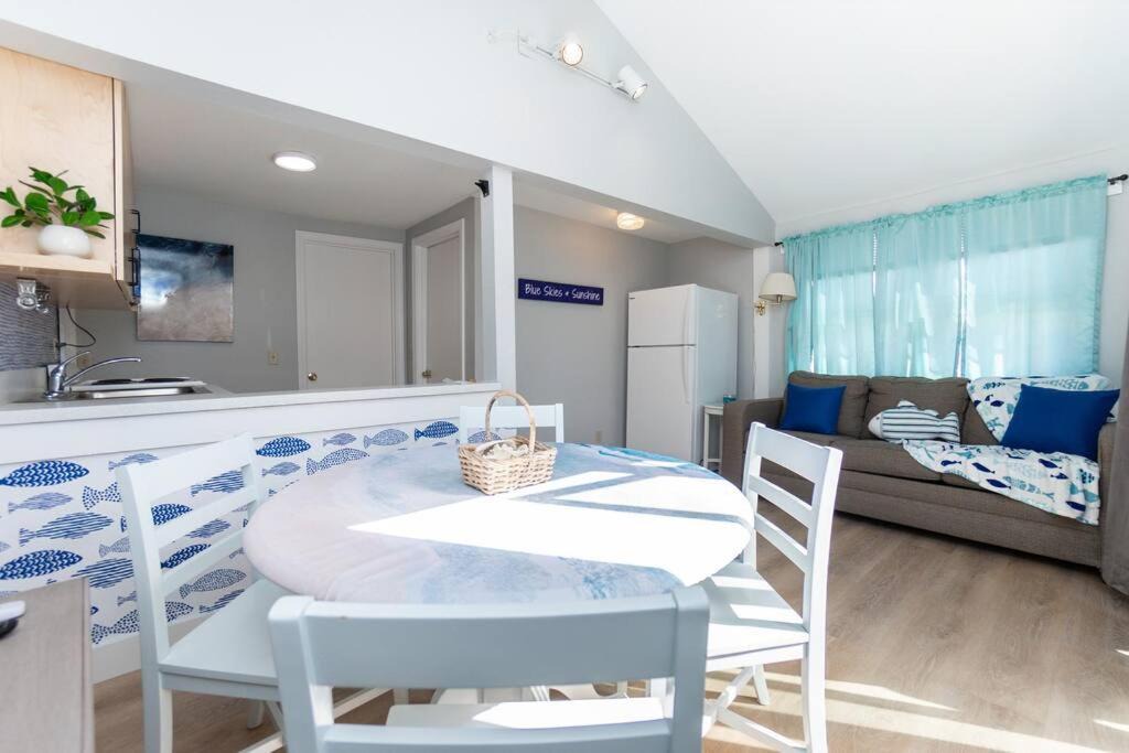 Photo of Livingroom in Hampton
