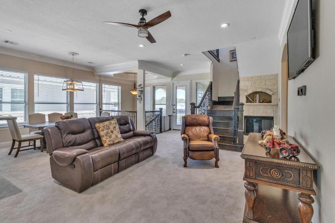 Photo of Livingroom in Dickinson