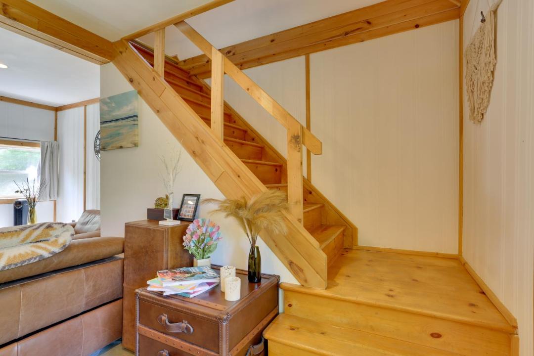 Photo of Livingroom in Town of Colchester