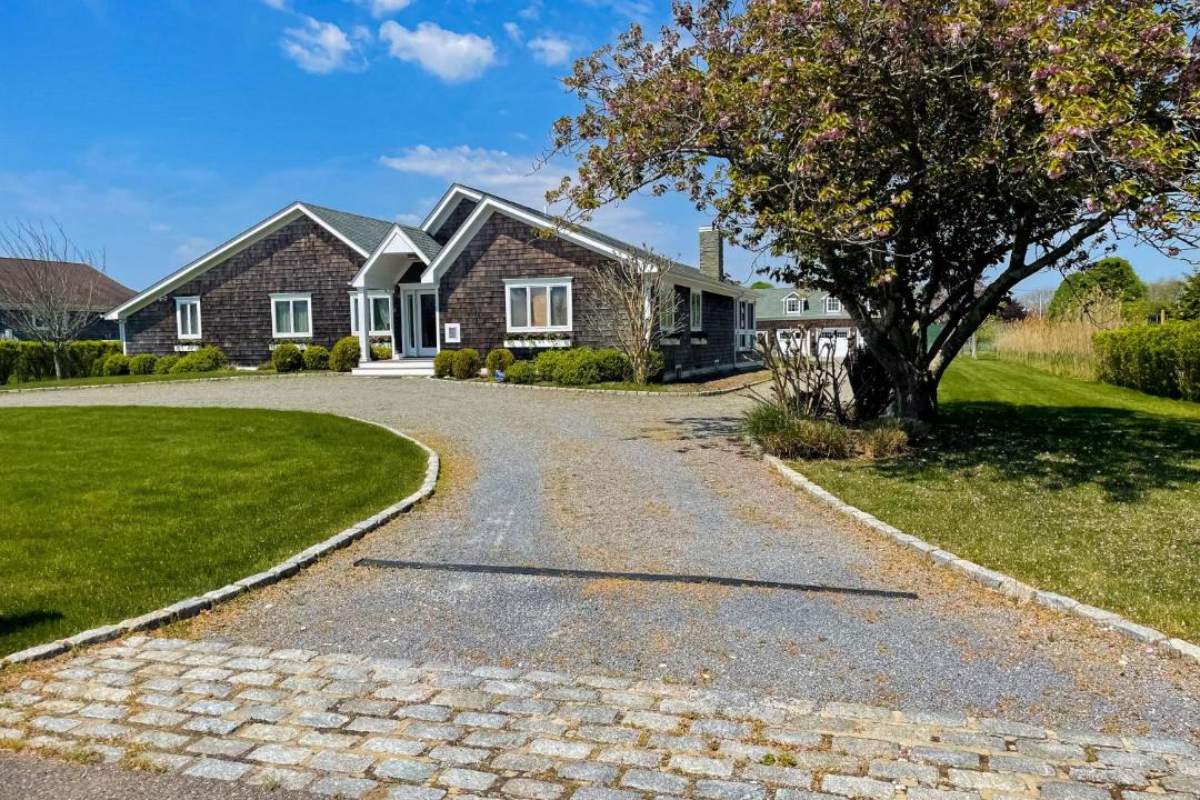 Photo of Others in Westhampton Beach