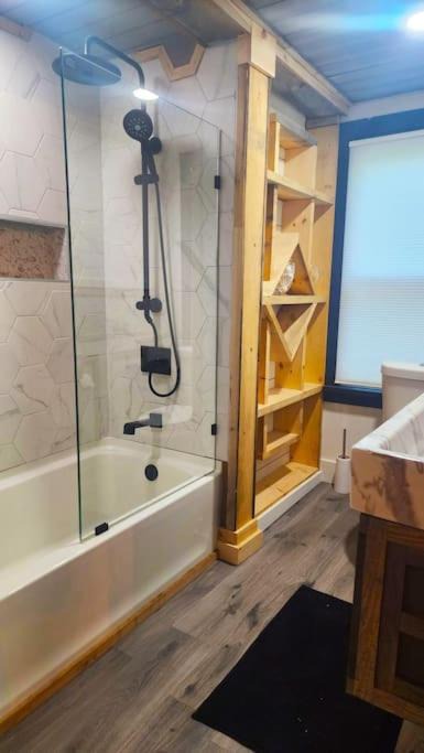 Photo of Bathroom in Lake Desolation