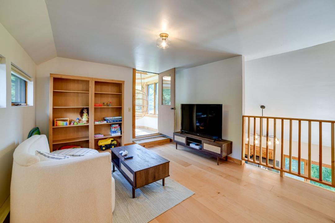 Photo of Livingroom in Bloomville