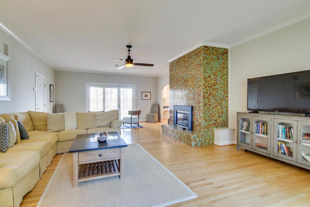 Photo of Livingroom in Cambridge