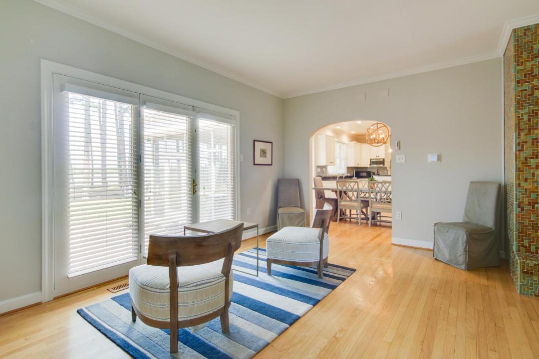 Photo of Livingroom in Cambridge