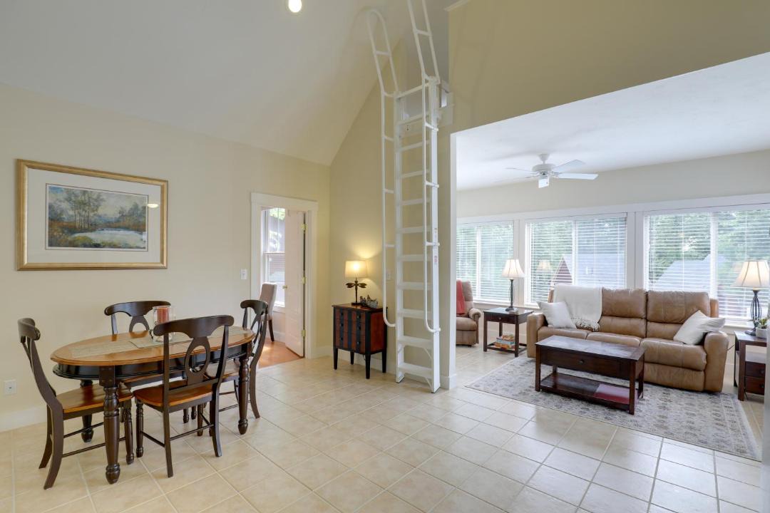 Photo of Livingroom in Summer Village