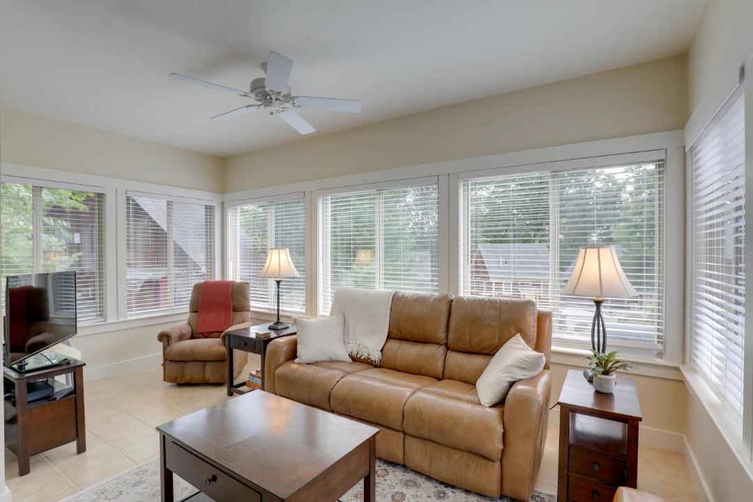 Photo of Livingroom in Summer Village