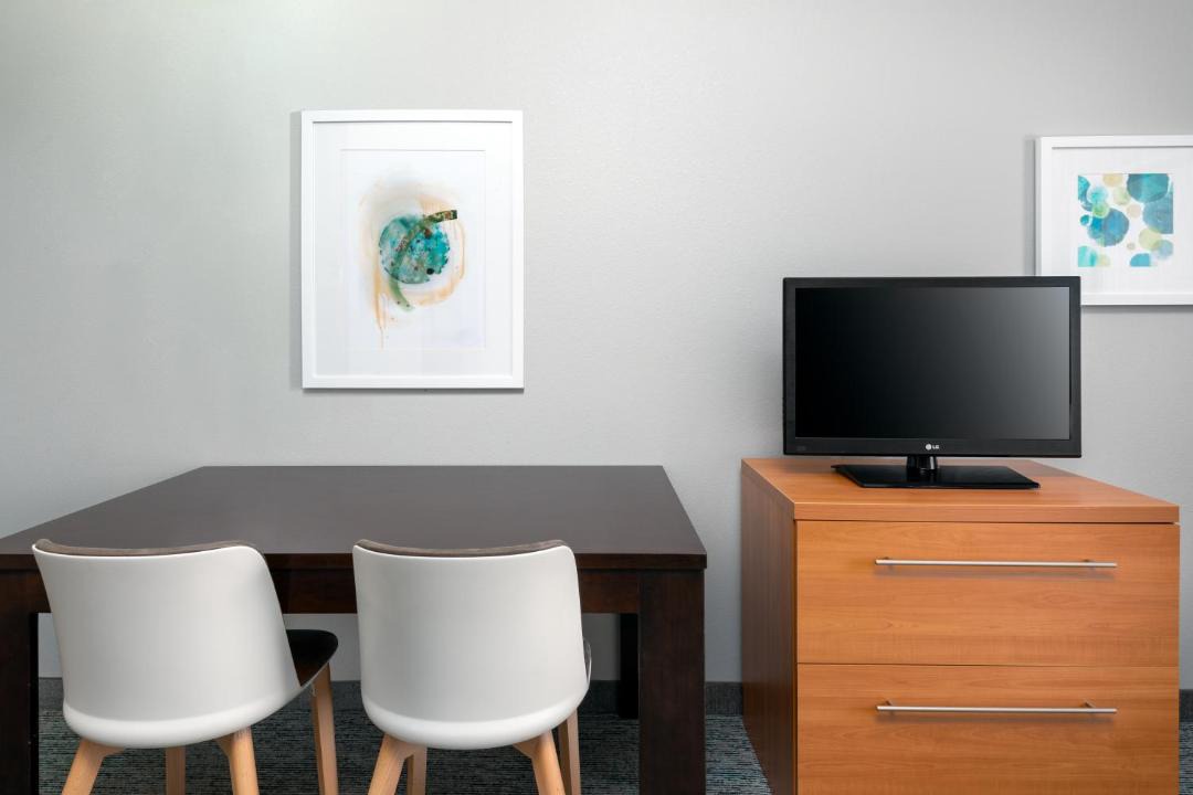Photo of Livingroom in Cheektowaga