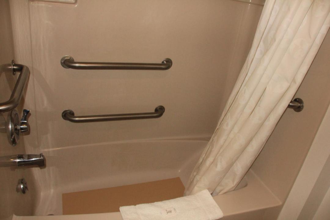Photo of Bathroom in Niagara Falls