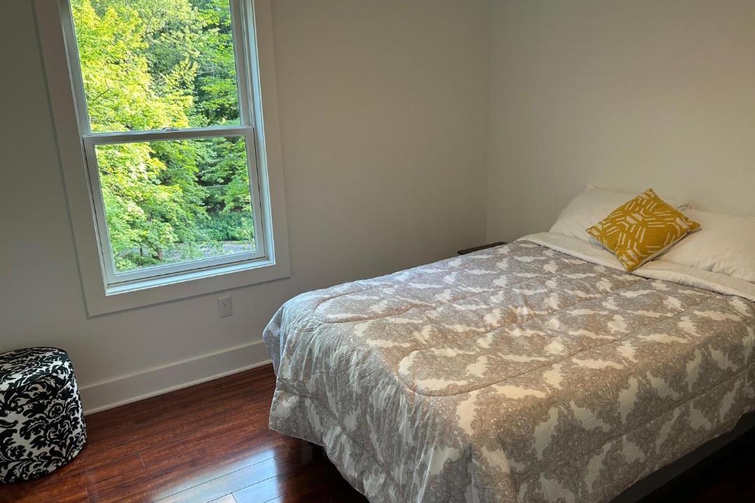 Photo of Bedroom in Saratoga Springs