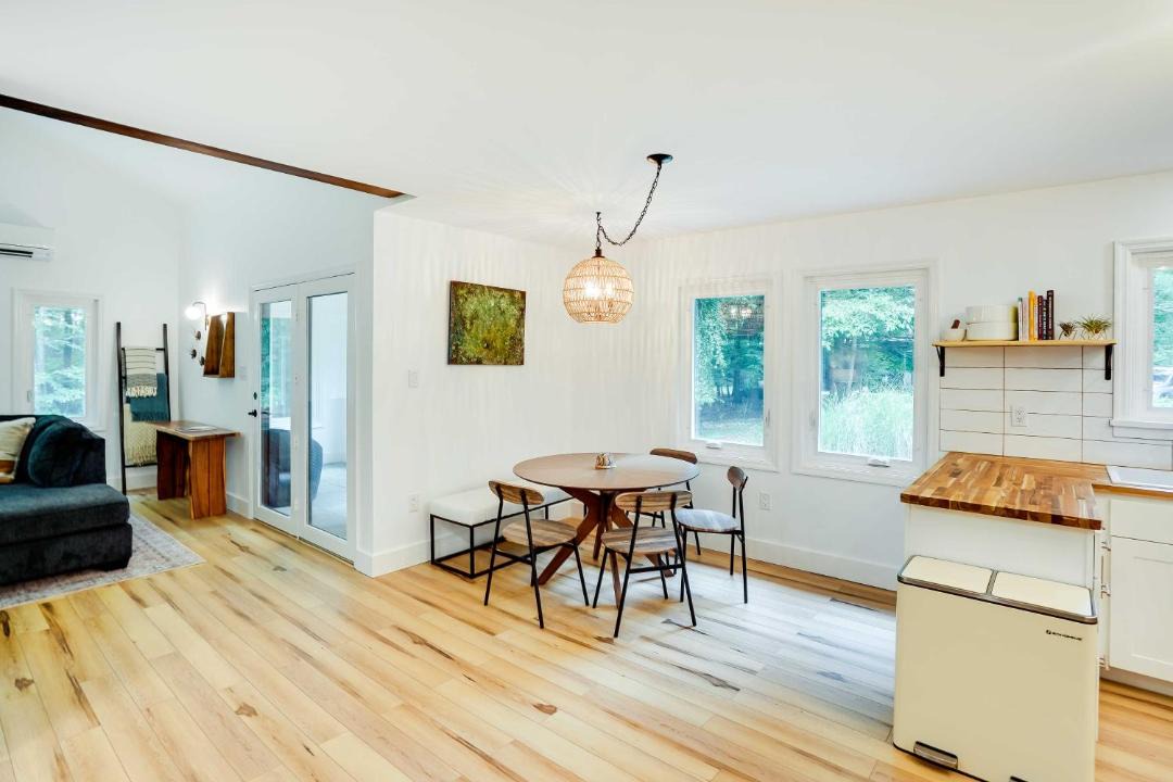 Photo of Livingroom in Saugerties
