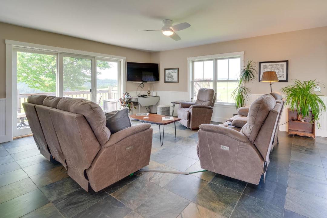 Photo of Livingroom in Hardwick