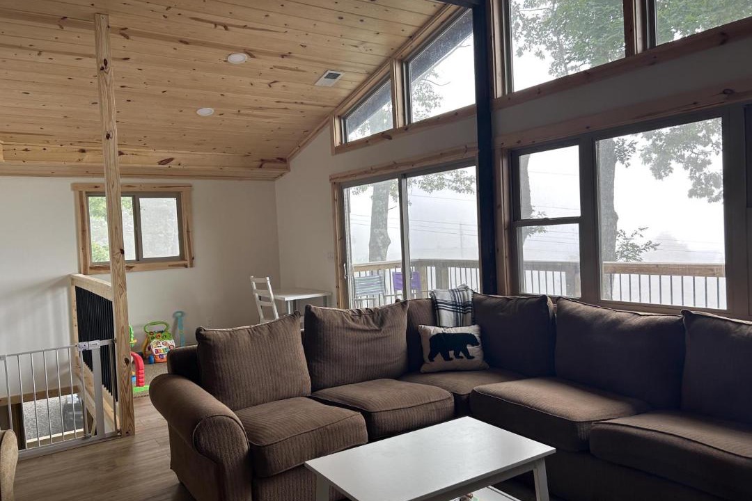 Photo of Livingroom in Alpine Lake