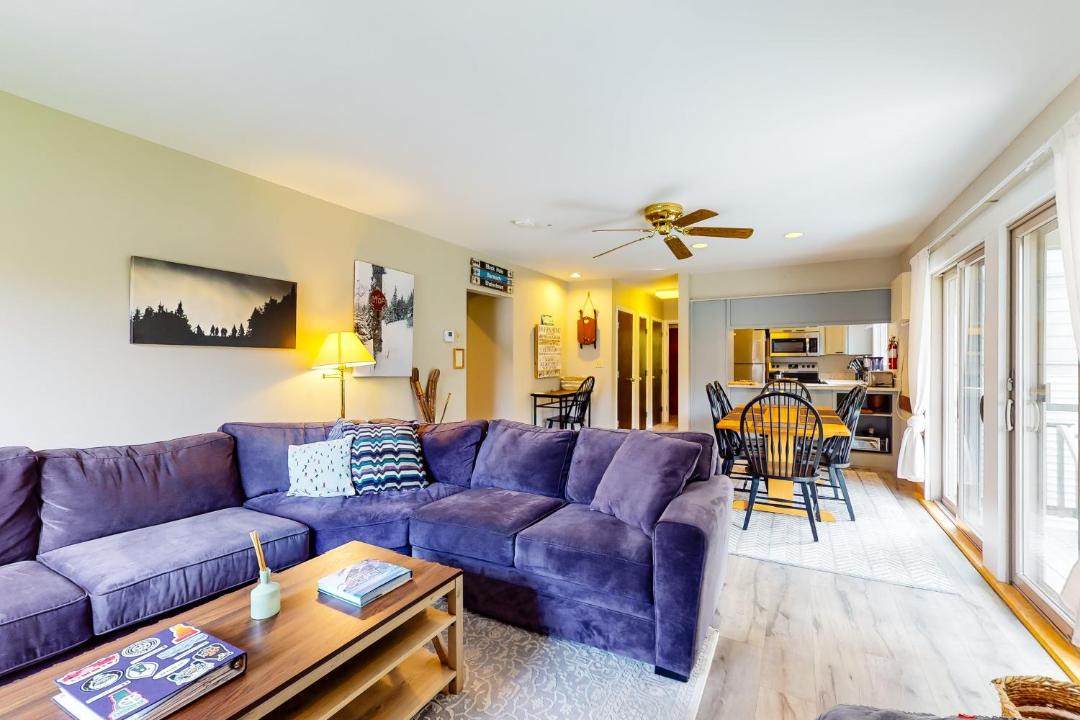 Photo of Livingroom in Jeffersonville