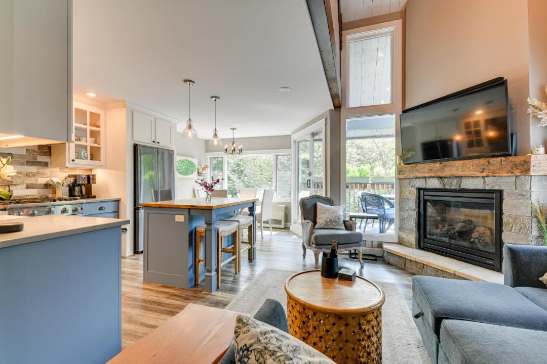 Photo of Livingroom in Warren