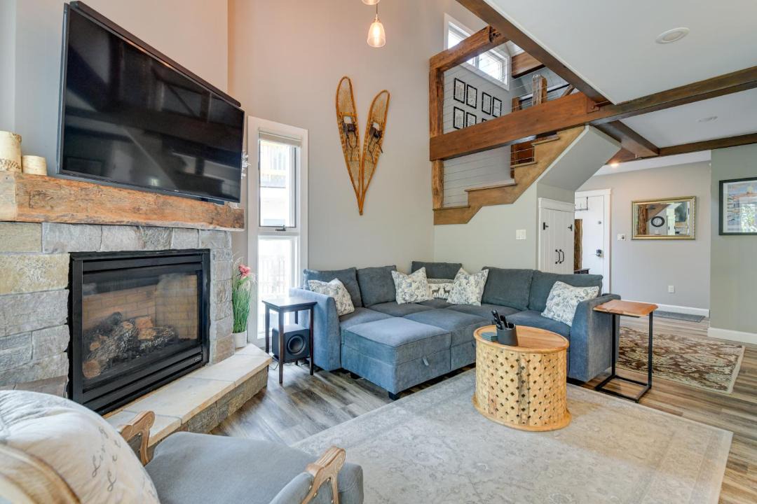 Photo of Livingroom in Warren