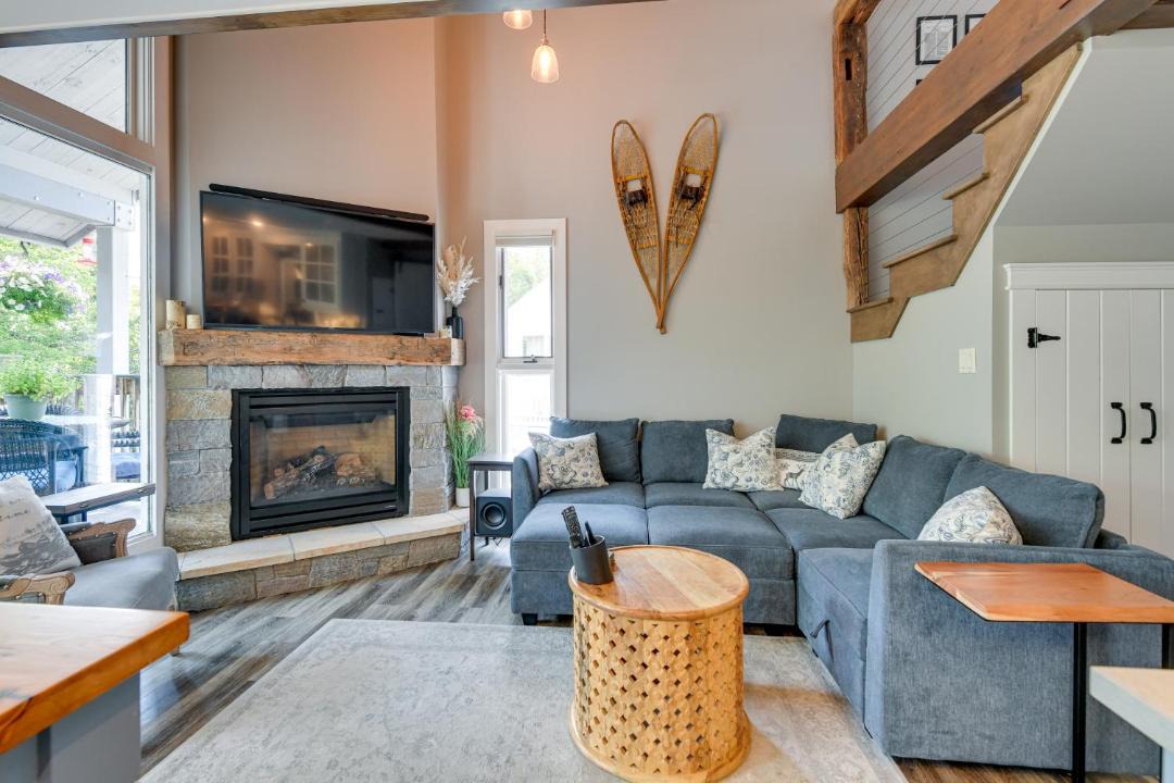Photo of Livingroom in Warren