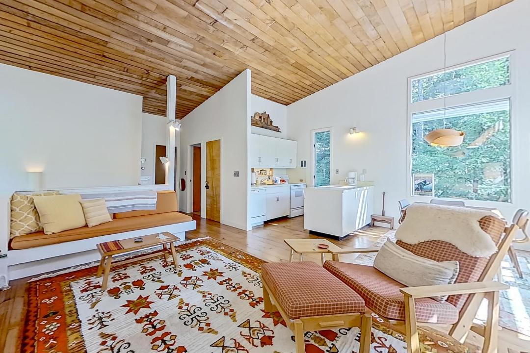 Photo of Livingroom in Jackson